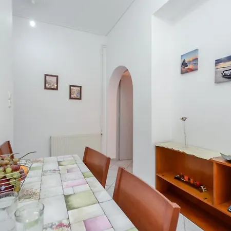 Vaso's In Naxos Town Apartment